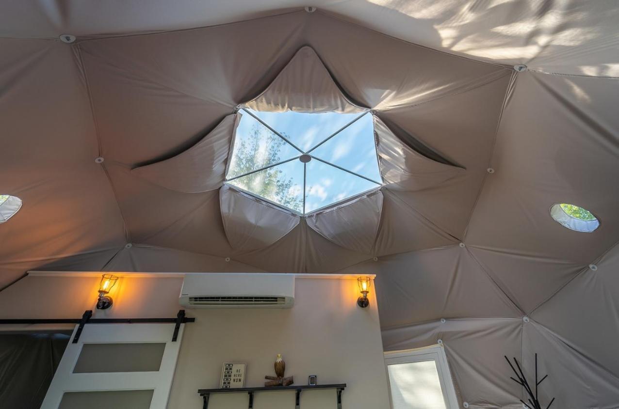 Gravity Luxury Domes Hotel South Maitland Exterior foto